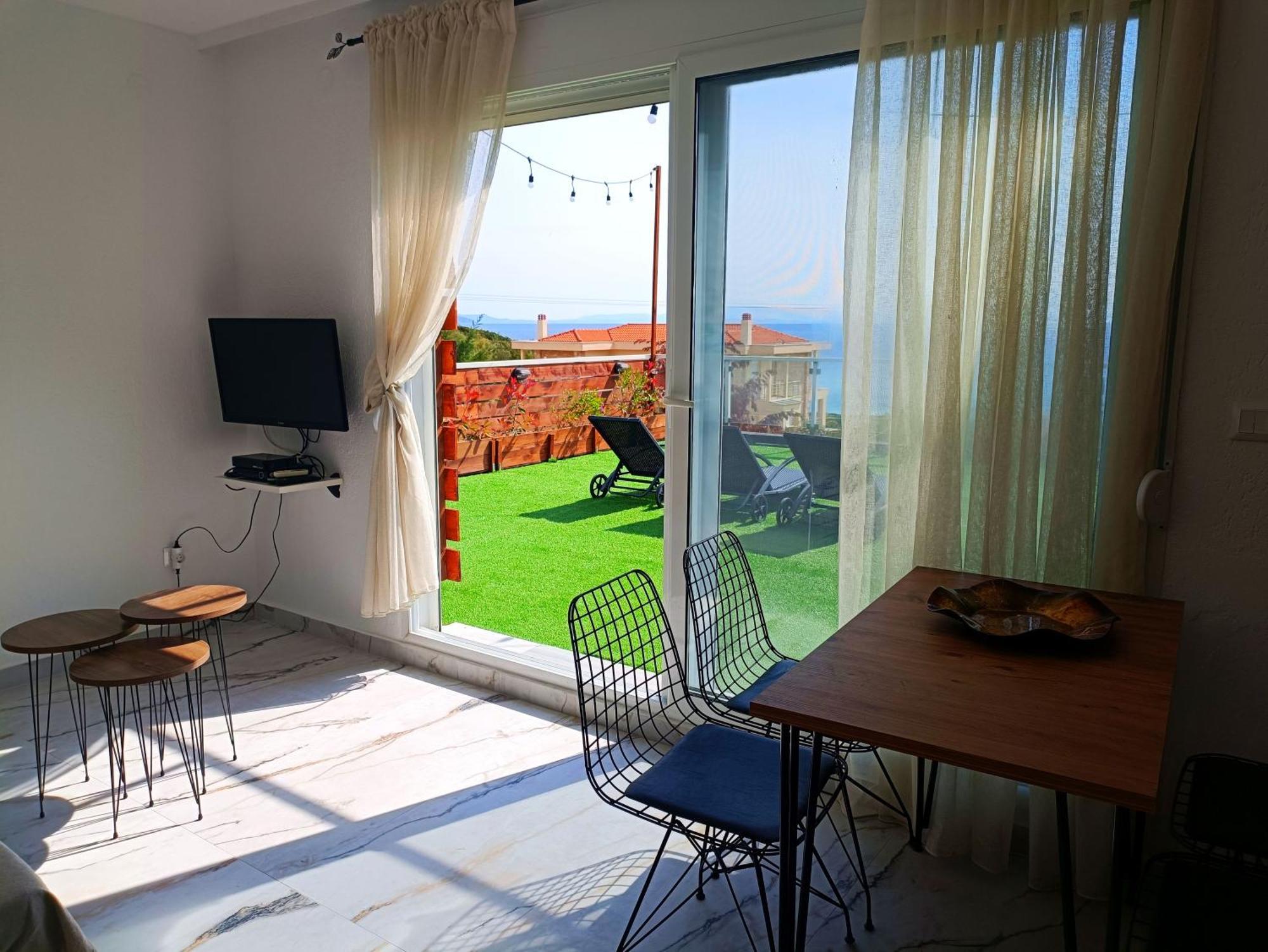 Salonikiou Beach Apartments & Villas อาโยส นิโกลาออส ภายนอก รูปภาพ
